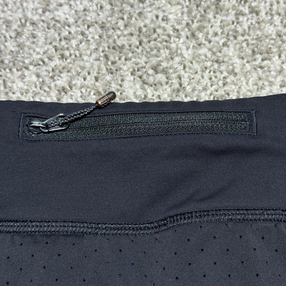 Lululemon Speed Short Perforated Black Women 4 W7AI3S Run Lined - Picture 3 of 11